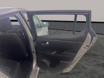 Nissan Leaf 40kWh Acenta (150 ps) - INTELLIGENT LANE INTERVENTION - CRUISE -