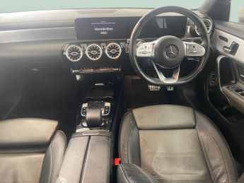 Mercedes-Benz CLA 2.0 CLA220 AMG Line (Premium Plus) Coupe 7G-DCT 4MATIC (190 ps) 