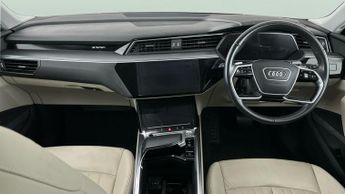 Audi e-tron 55 quattro 95kWh (408 ps) - WIRELESS CHARGER - AIR SUSPENSION