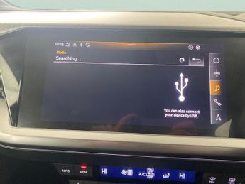 Audi Q4 E-tron 40 Sport 82kWh (204 ps) - HEATED SEATS - LANE DEPARTURE  - BLUET