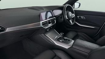 BMW 3 Series 2.0 320i M Sport xDrive (184 ps) - ADAPTIVE SUSPENSION - ACOUSTI