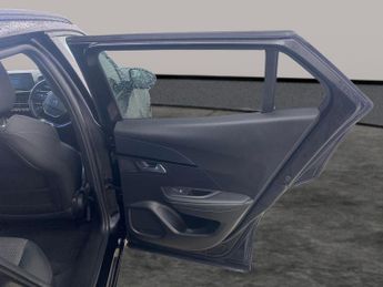 Peugeot E-2008 50kWh GT (7kW Charger) (136 ps) - LED - REVERSE CAM - NAV