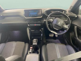 Peugeot E-2008 50kWh GT (7kW Charger) (136 ps) - LED - REVERSE CAM - NAV