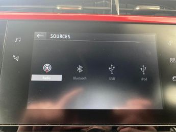 Vauxhall Corsa Electric 50kWh SRi Premium (136 ps) - CRUISE - CLIMATE CONTROL - KEYLESS 