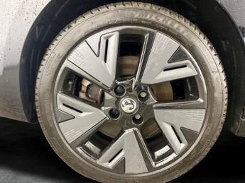 Vauxhall Corsa Electric 50kWh SRi Premium (136 ps) - CRUISE - CLIMATE CONTROL - KEYLESS 