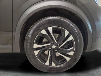 Peugeot E-2008 50kWh GT (7kW Charger) (136 ps) - LED - REVERSE CAM - NAV