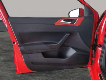 Volkswagen Polo 2.0 TSI GTI DSG (207 ps) - PADDLE SHIFT - PARK SENSORS