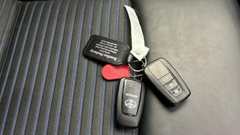 Toyota RAV4 2.5 VVT-h Dynamic CVT 4WD (222 ps) - BLIND SPOT ASSIST - LANE DE