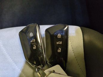 Volkswagen ID.3 Pro 58kWh Family (145 ps) - REVERSE CAM - NAV - HEATED SEATS