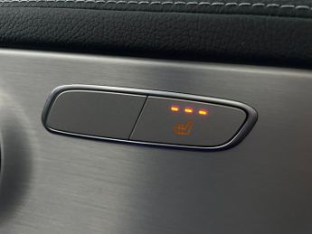 Mercedes-Benz GLC 2.0 GLC220d AMG Line (Premium) G-Tronic+ 4MATIC (194 ps) - HEATE