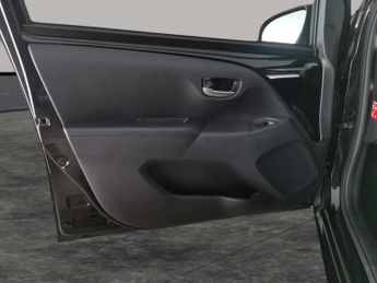 Toyota AYGO 1.0 VVT-i x-trend x-shift (Safety Sense) (71 ps) - DIGITAL CLIMA