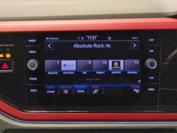 Volkswagen Polo 2.0 TSI GTI DSG (207 ps) - PADDLE SHIFT - PARK SENSORS