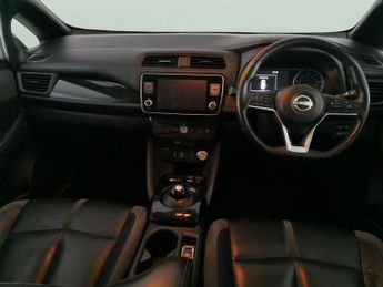 Nissan Leaf 39kWh Tekna (150 ps) - REVERSE CAM - NAV - HEATED SEATS