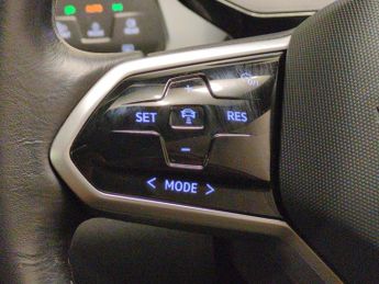 Volkswagen ID.3 Pro 58kWh Family (145 ps) - REVERSE CAM - NAV - HEATED SEATS