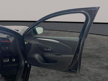 Vauxhall Corsa Electric 50kWh SRi Premium (136 ps) - CRUISE - CLIMATE CONTROL - KEYLESS 