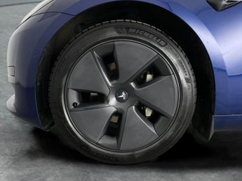 Tesla Model 3 Standard Range Plus RWD (241 bhp) - PARK ASSIST - REVERSE CAM - 