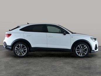 Audi Q3 35 TFSI Black Edition S Tronic [C+S Pack] - HEATED SEATS