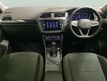 Volkswagen Tiguan 1.5 TSI Elegance DSG (150 ps) - PARK ASSIST - REVERSE CAM - HEAT