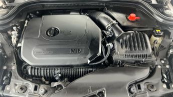 Mini Hatch 2.0 John Cooper Works Steptronic (231 ps) - AIR CON - PARK SENSO