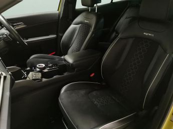 Kia Sportage 1.6 h T-GDi GT-Line (226 bhp) - NAV - HEATED SEATS - ALCANTARA