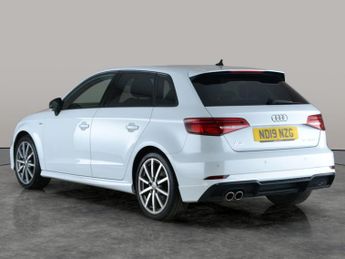 Audi A3 1.5 TFSI CoD 35 Black Edition Sportback S Tronic (150 ps) - BLUE