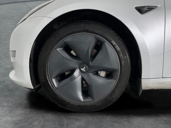 Tesla Model 3 (Dual Motor) Long Range 4WDE (346 ps) - PARK ASSIST - REVERSE CA