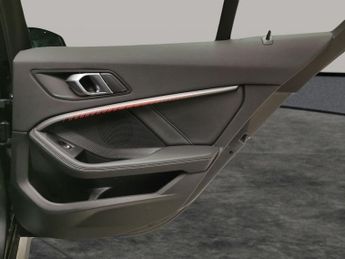 BMW 1 Series 1.5 118i M Sport (LCP) DCT (136 ps) - BMW LIVE COCKPIT PROFESSIO