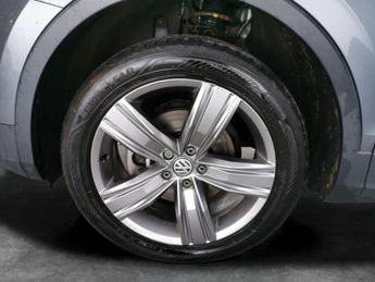 Volkswagen Tiguan Allspace 2.0 TDI SEL DSG (150 ps) - CARPLAY - KEYLESS ENTRY - LED