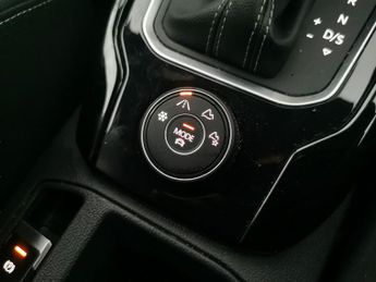 Volkswagen T-Roc 2.0 TSI R DSG 4Motion (300 ps) - LED - SAT NAV - ALCANTARA