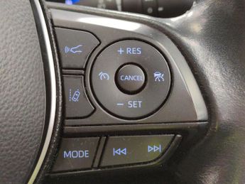 Toyota Corolla 1.8 VVT-h GPF Icon Tech Touring Sports CVT (122 ps) - REVERSE CA