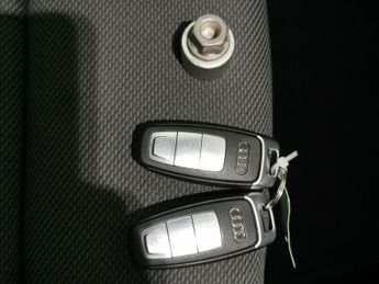 Audi Q4 E-tron 35 Sport Sportback 55kWh (170 ps) - BLUETOOTH - CRUISE - DRIVING