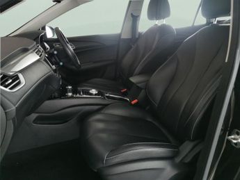 MG Mg5 61.1kWh Exclusive Long Range (156 ps) - LED - REVERSE CAM - NAV