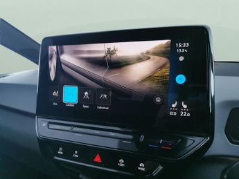 Volkswagen ID.3 Pro Performance 58kWh Family (204 ps) - HEATED SEATS - NAV