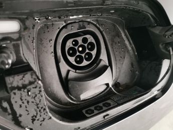 Volkswagen ID.3 Pro Performance 58kWh Family (204 ps) - HEATED SEATS - NAV