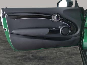 Mini Electric Hatch Cooper SE 32.6kWh Level 2 (184 ps) - ROOF AND MIRROR CAPS - BLAC