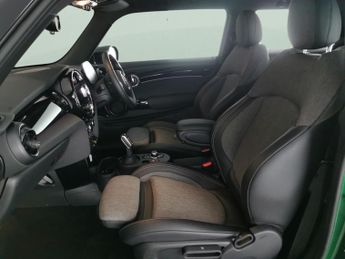 Mini Electric Hatch Cooper SE 32.6kWh Level 2 (184 ps) - ROOF AND MIRROR CAPS - BLAC