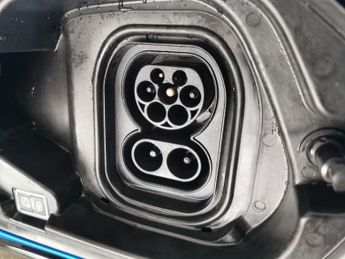 Peugeot E-208 50kWh GT Premium (136 ps) - PARK ASSIST - LED - REVERSE CAM