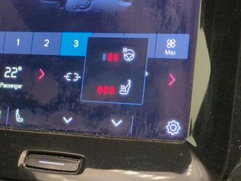 Volvo C40 Recharge 69kWh Ultimate (231 ps) - HK AUDIO - CARPLAY - SURROUND