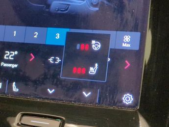 Volvo C40 Recharge 69kWh Ultimate (231 ps) - HK AUDIO - CARPLAY - SURROUND