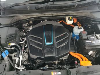 Kia Niro 64kWh 4+ (201 bhp) - LED - REVERSE CAM - NAV