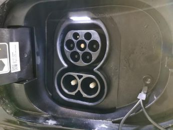 Kia Niro 64kWh 4+ (201 bhp) - LED - REVERSE CAM - NAV