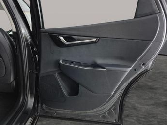 Kia Ev6 77.4kWh Air (225 bhp) - REVERSE CAM - NAV - HEATED LEATHER