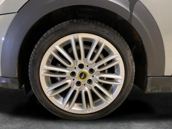 Mini Electric Hatch Cooper SE 32.6kWh Level 2 (184 ps) - 17IN ALLOYS - LED - REVERSE
