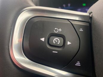 Volvo XC40 Recharge Twin 78kWh Ultimate AWD (408 ps) - SURROUND VIEW - KEYL