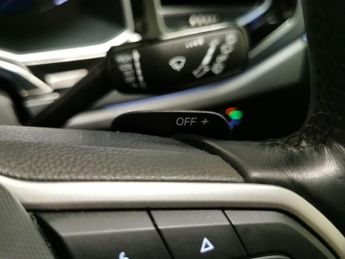 Volkswagen Polo 1.0 TSI R-Line DSG (95 ps) - DIGITAL DASH - PADDLE SHIFT - PARK 