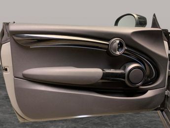 Mini Electric Hatch Cooper SE 32.6kWh Level 2 (184 ps) - 17IN ALLOYS - LED - REVERSE