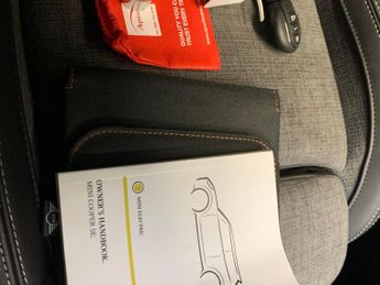 Mini Electric Hatch Cooper SE 32.6kWh Level 2 (184 ps) - 17IN ALLOYS - LED - REVERSE