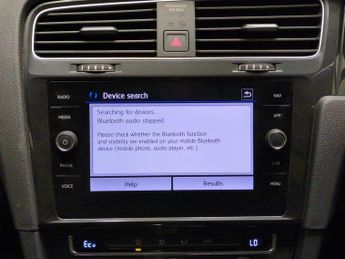 Volkswagen E-golf 35.8kWh e-Golf (136 ps) - LED - BLUETOOTH - PARK SENSORS