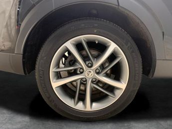 MG Mg Hs 1.5 T-GDI 16.6kWh Exclusive Plug-in (258 ps) - NAV - BLIND SPOT 