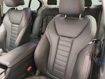 BMW 3 Series 2.0 330e 12kWh Sport Pro Plug-in (292 ps) - HEATED SEATS - NAV